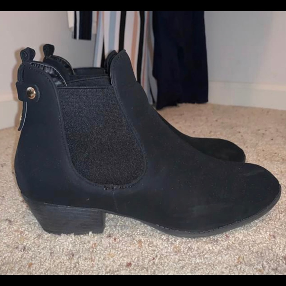 Black boots